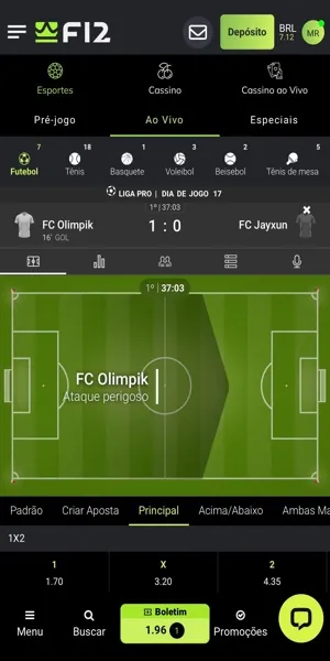 Imagem com quadro interativo com estatísticas atualizadas minuto a minuto nas apostas ao vivo da F12