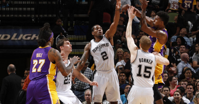 Lakers encerra temporada com vitória