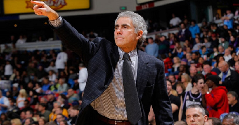 Lakers anuncia Jim Eyen como assistente de Byron Scott