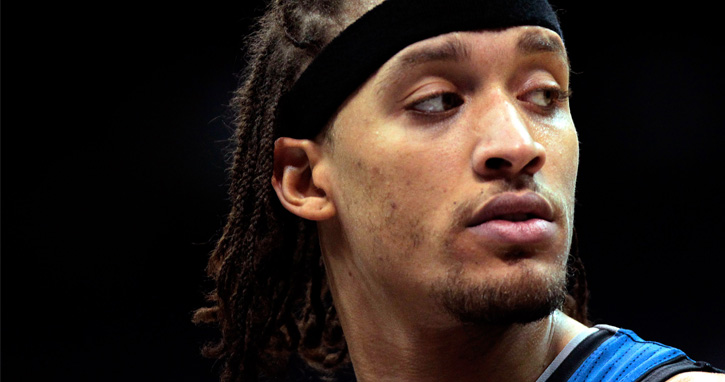 Lakers pode ainda assinar com Michael Beasley