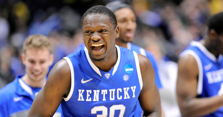 Julius Randle em batalha contra Jabari Parker