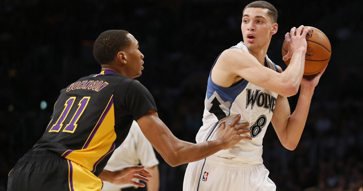 Lakers é derrotado por um ponto contra o Wolves