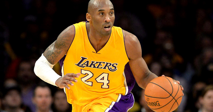 Kobe marca 39 pontos mas Lakers perde para Suns