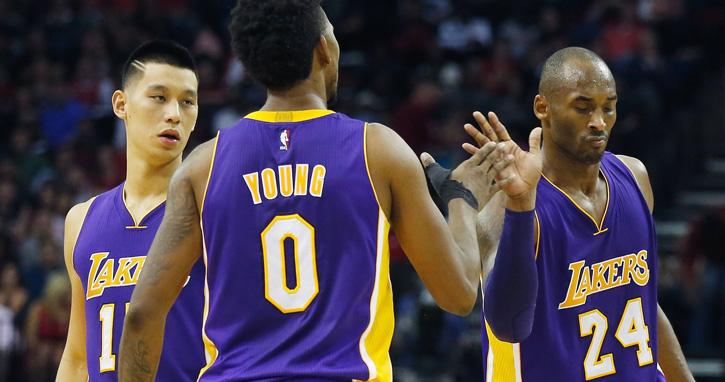 Lakers encara Mavs para manter série de vitórias