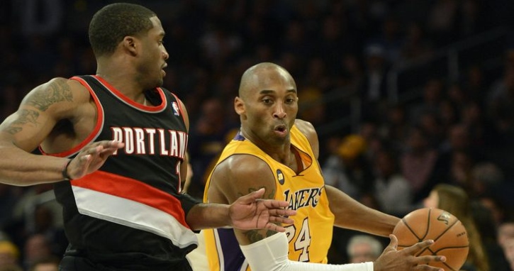 Com volta de Kobe, Lakers encara Blazers
