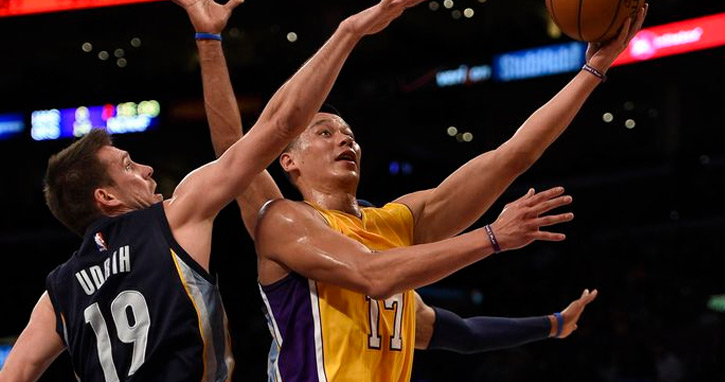 Lakers joga bem, mas não resiste ao Grizzlies