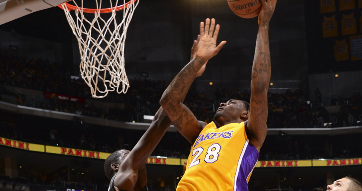 Black: 14 pontos e 9 rebotes em 17 minutos