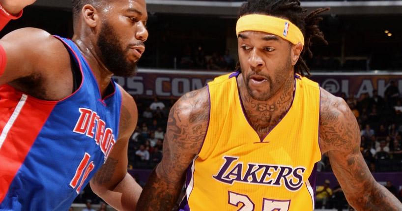 Lakers acaba com série de derrotas contra o Pistons
