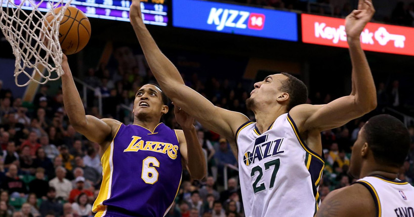 Lakers recebe embalado Jazz em Los Angeles