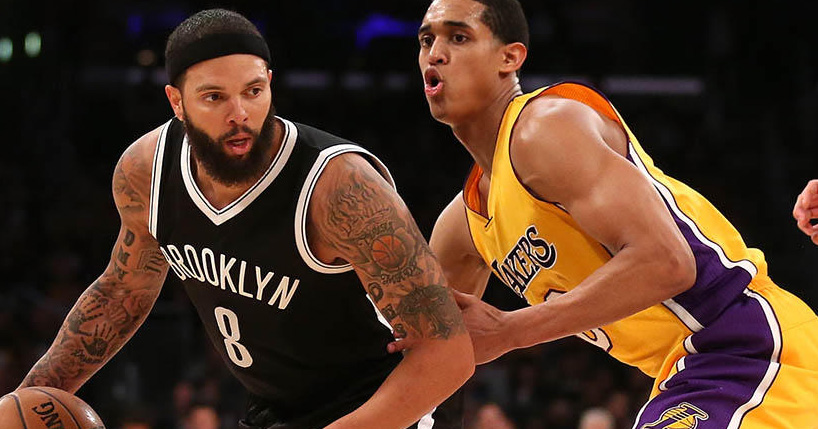 Lakers encara o embalado Nets na estrada