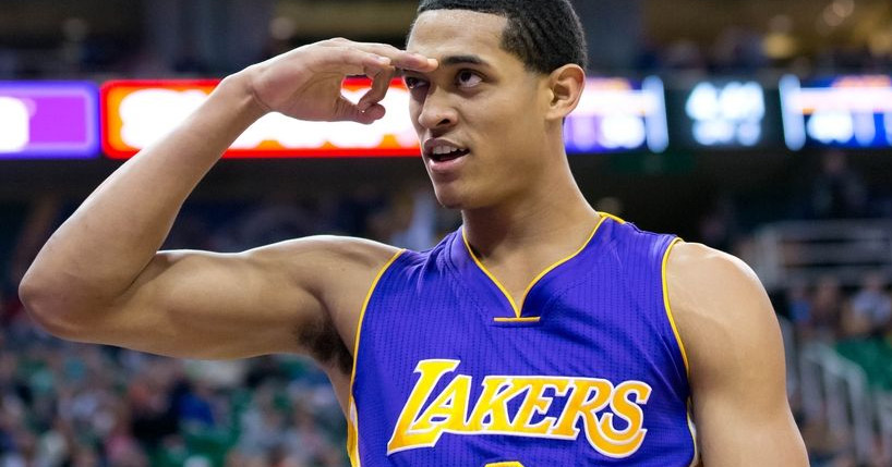 Clarkson é nomeado para primeiro time de calouros!