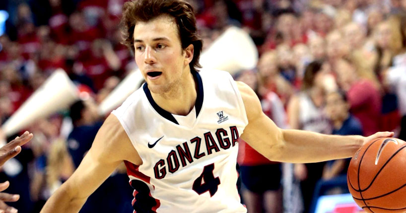 Lakers faz primeiro treinamento pré Draft