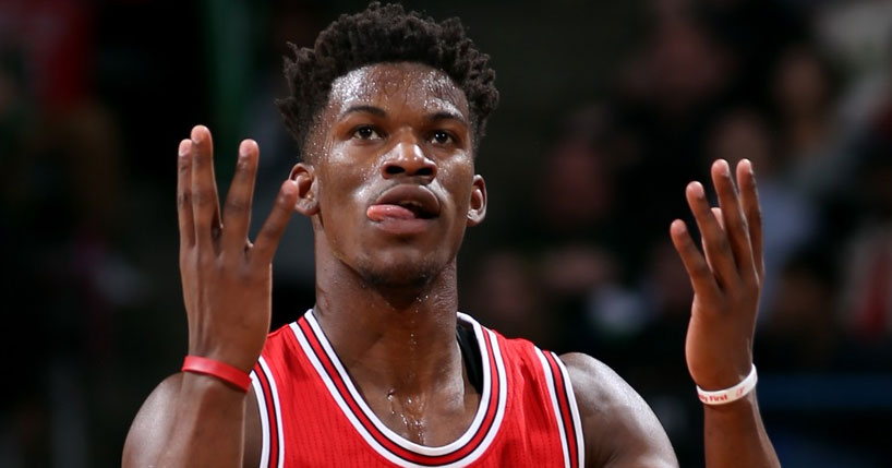 Jimmy Butler adia encontro com Lakers