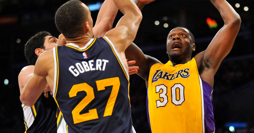 Lakers é derrotado na estréia da pré-temporada