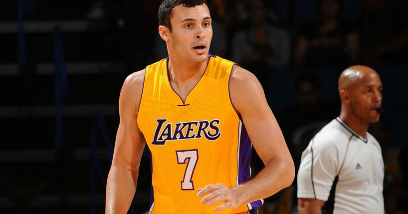 [Video] Nance enterra por cima de Ezeli