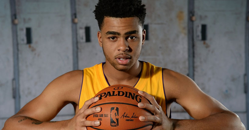 Russell sente o pé durante treino