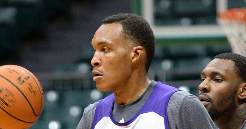 Upshaw e Frazier são desligados do elenco