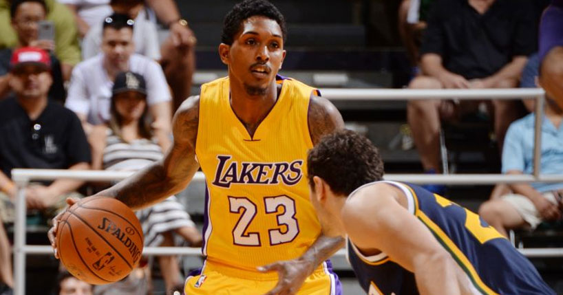 Lou Williams faz ótima estréia