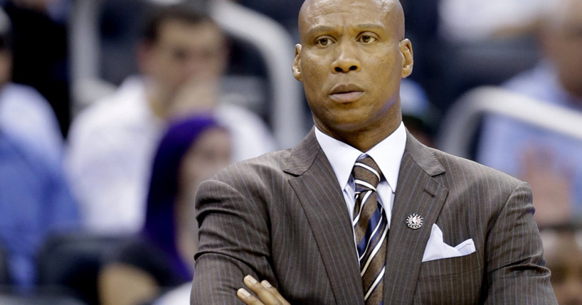 Byron Scott planeja mudanças no time