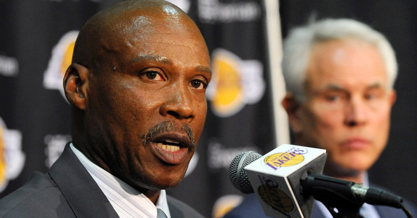 5 pontos que a diretoria deve impor a Byron Scott