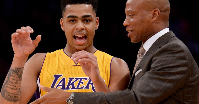 Byron Scott critica Russell por estar sendo preguiçoso