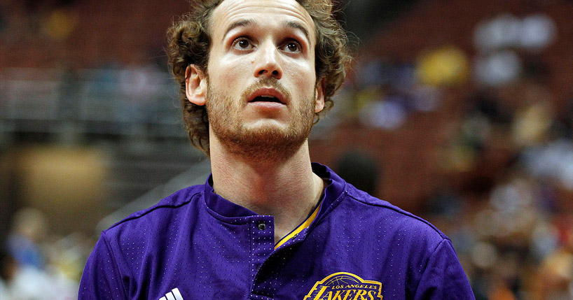 Marcelinho Huertas comenta sua passagem pelo Lakers