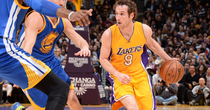 Lakers vence Warriors com show de Marcelinho