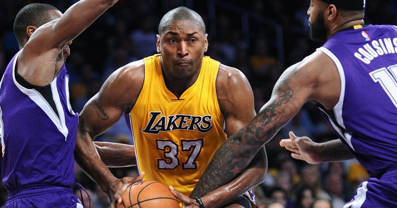 Lakers vai mal e sofre derrota para o Kings