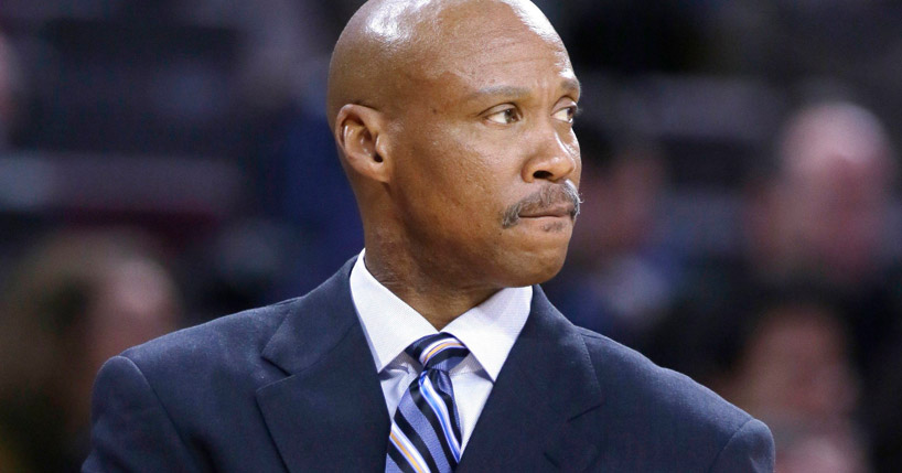 Lakers demite Byron Scott