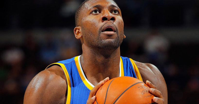 Lakers estaria interessado em Festus Ezeli