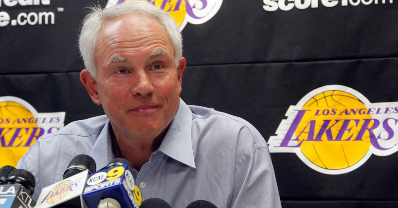 Lakers ainda planeja fazer uma troca