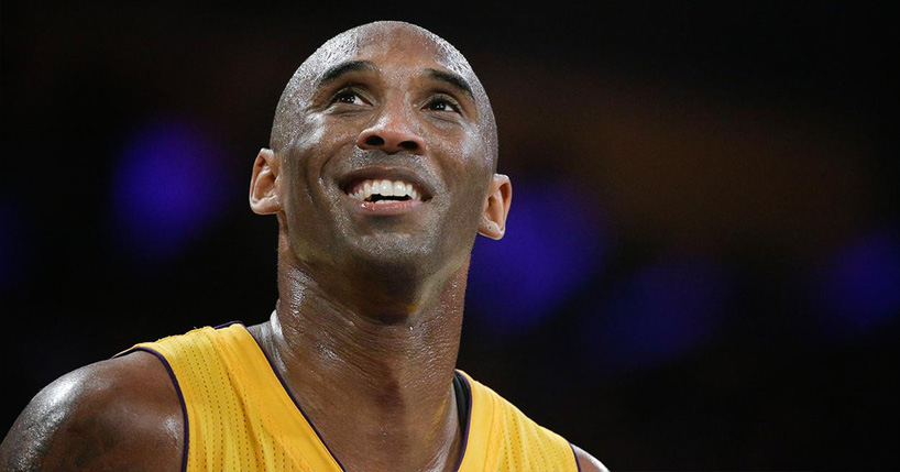 Kobe Bryant opina sobre qual de suas camisas deve ser aposentada