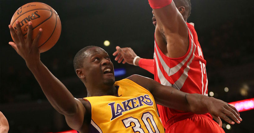 Julius Randle está liberado para arremessar