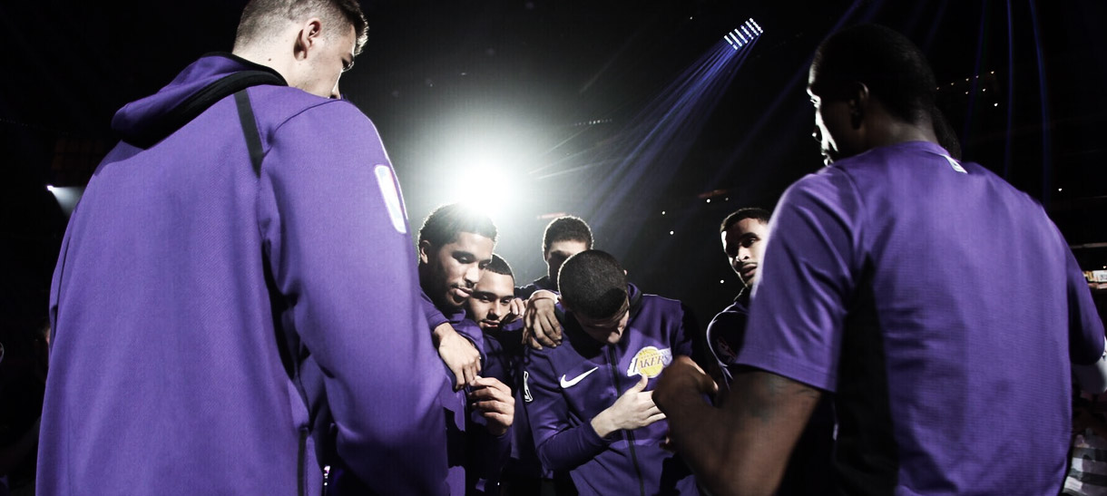 Lakers em resumo: três derrotas seguidas em semana difícil