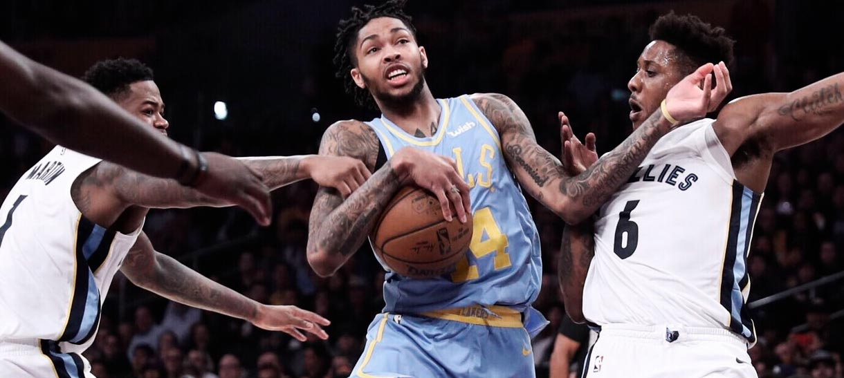 Lakers perde para Grizzlies e amarga quarta derrota seguida