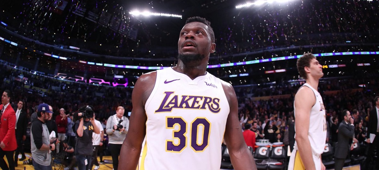 Randle e Clarkson garantem vitória do Lakers sobre Knicks