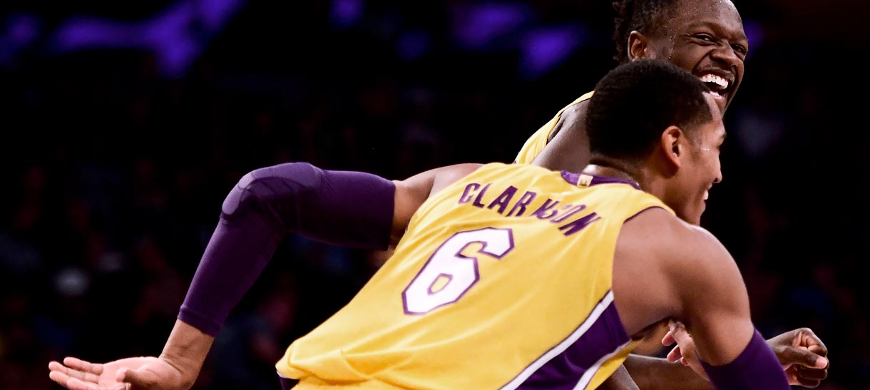Lakers recebeu ofertas de escolha de Draft por Clarkson e Randle