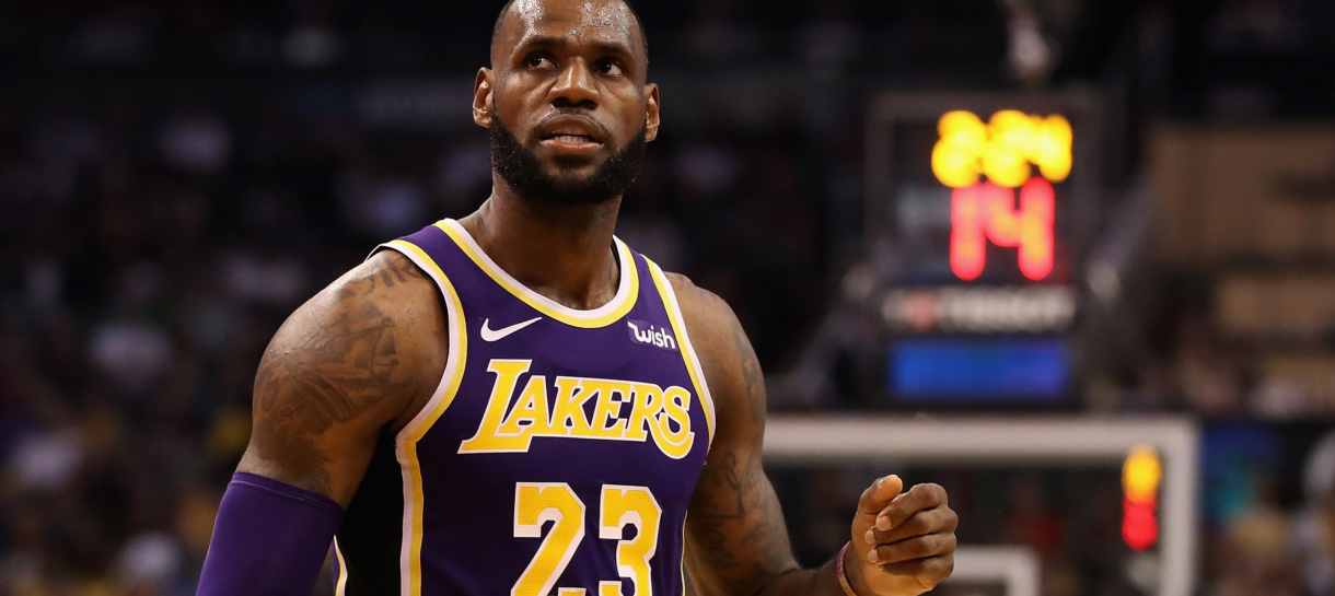 Lakers viaja para enfrentar o Minnesota Timberwolves