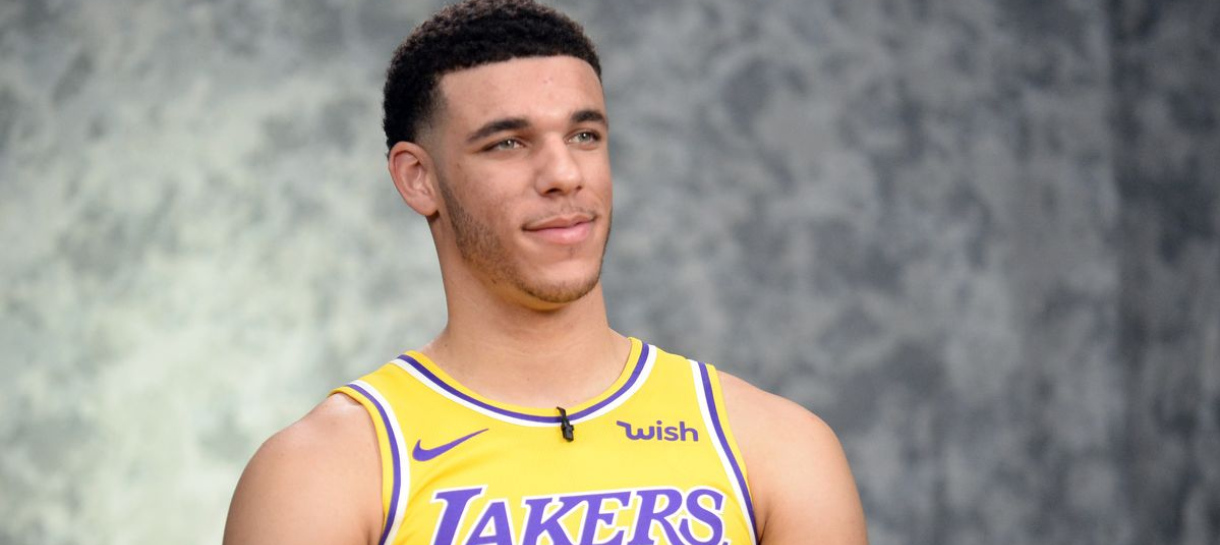 Lakers enfrenta Warriors na estreia de Lonzo Ball