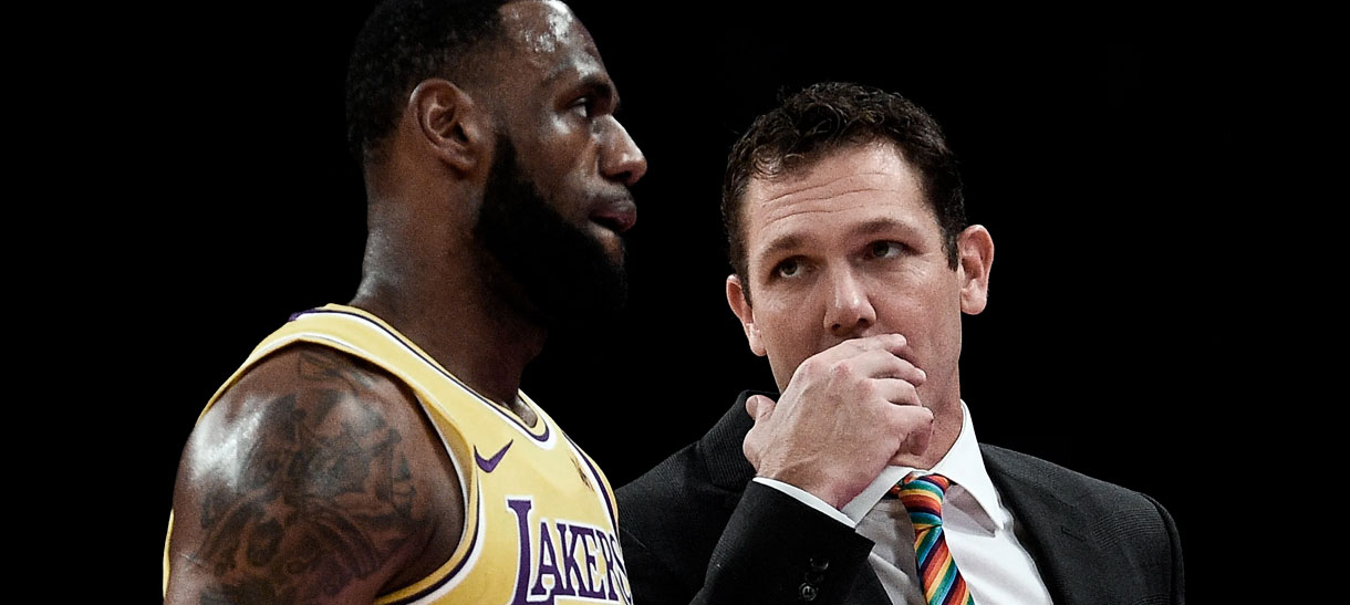 LeBron James estaria ignorando ordens de Luke Walton