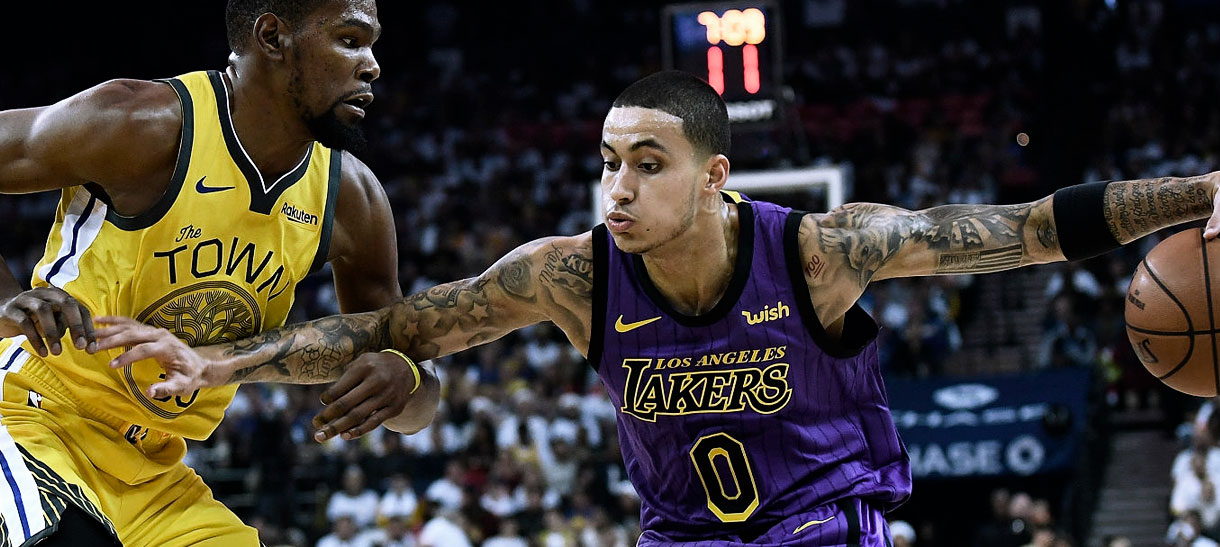 Lakers dá show e atropela Warriors na rodada de Natal