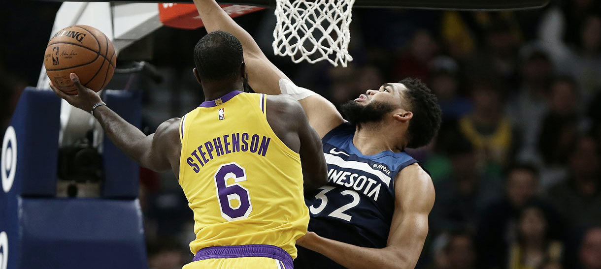 Lakers recebe o T-wolves para acabar com sequência negativa
