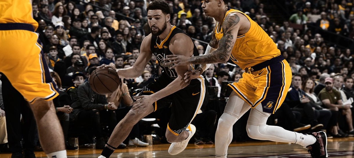 Lakers não se impõe no último quarto e cai para o Warriors