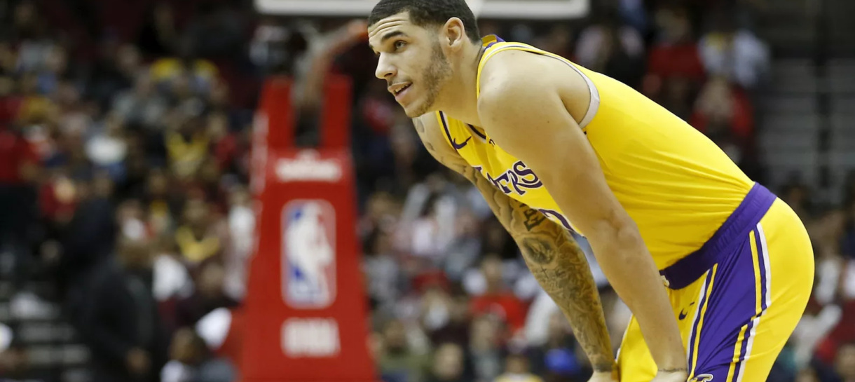 Lakers atualiza sobre lesão de Lonzo Ball