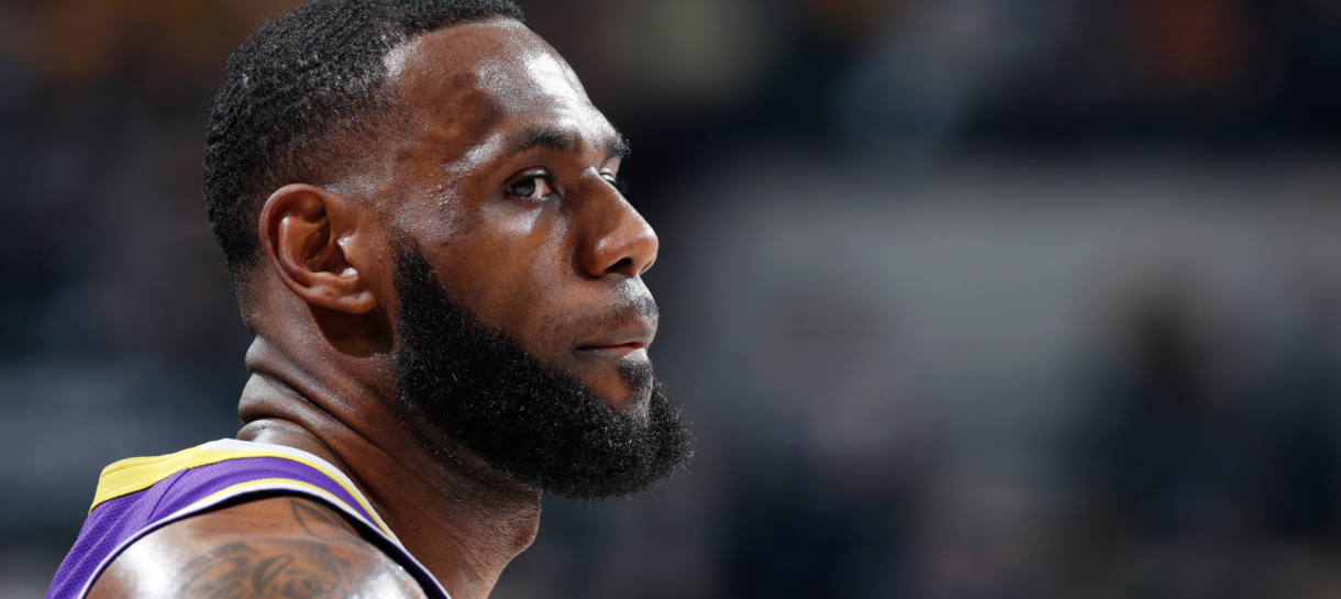 Lakers encara o Rockets para iniciar a arrancada rumo aos Playoffs