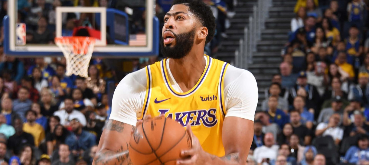 Lakers enfrenta Bulls com cobertura ao vivo do Lakers Brasil