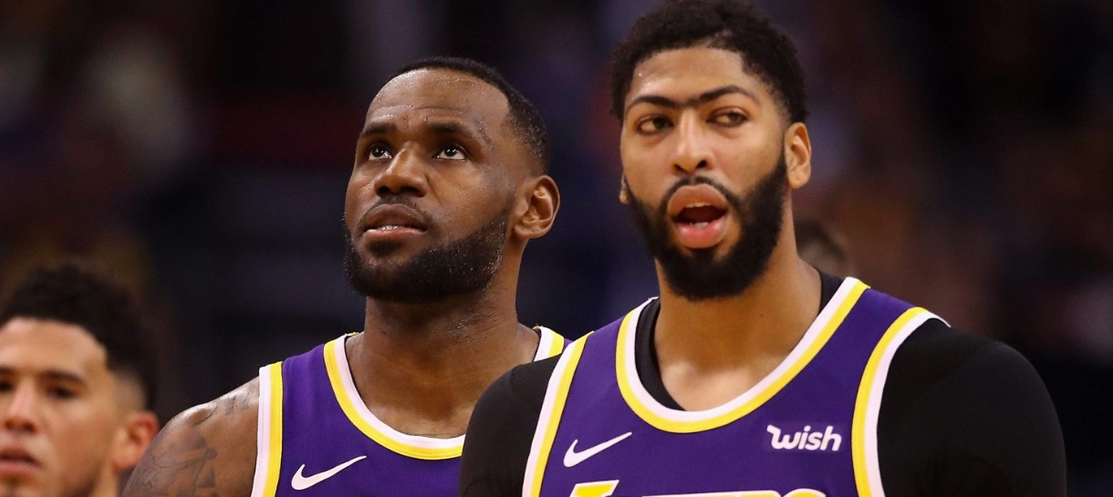 Ainda em casa, Lakers recebe o Atlanta Hawks