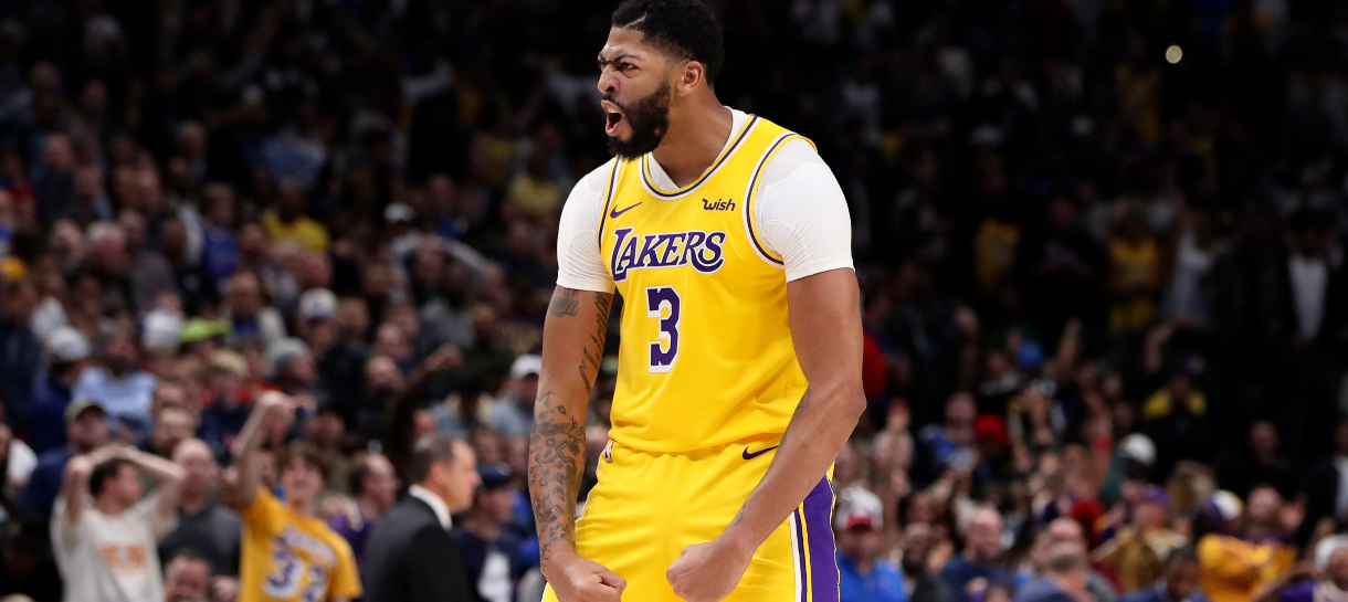 Lakers volta para casa e recebe o Miami Heat