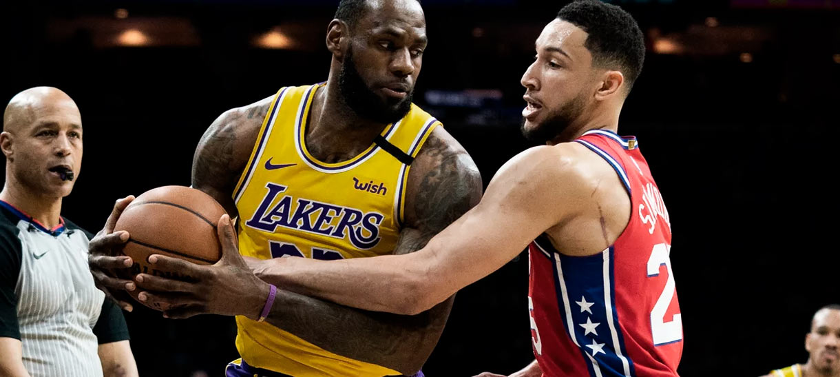 LeBron faz história mas Lakers perde para o Sixers