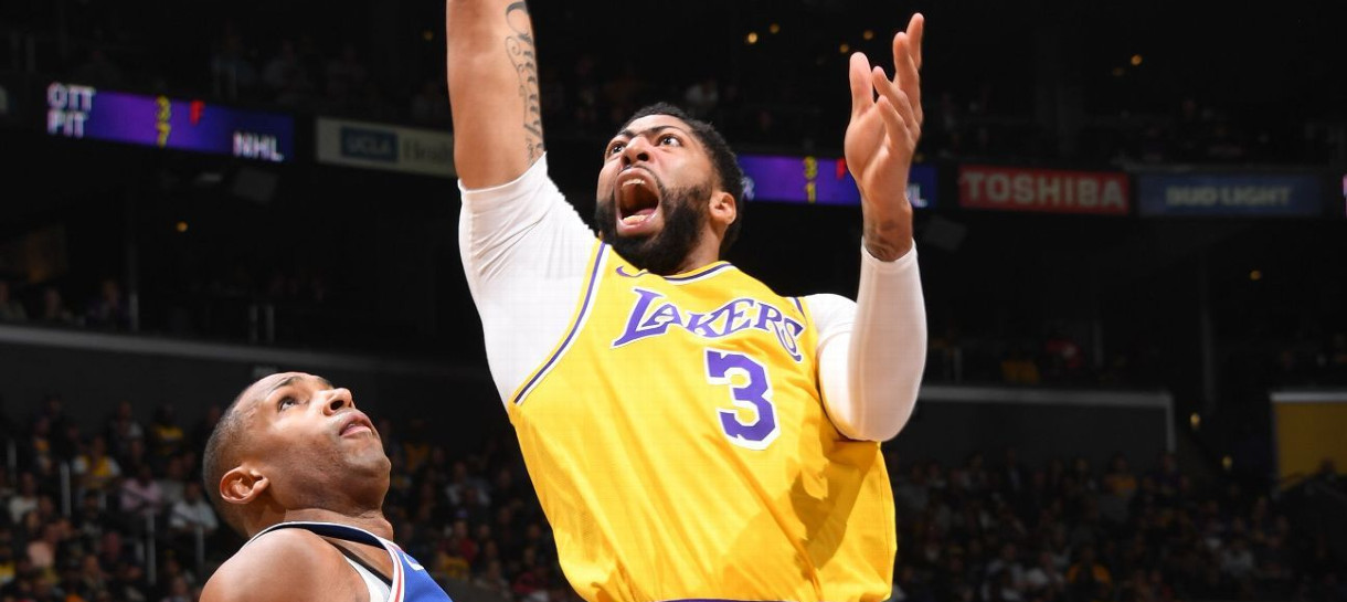 Lakers vence Sixers com grande performance de Anthony Davis